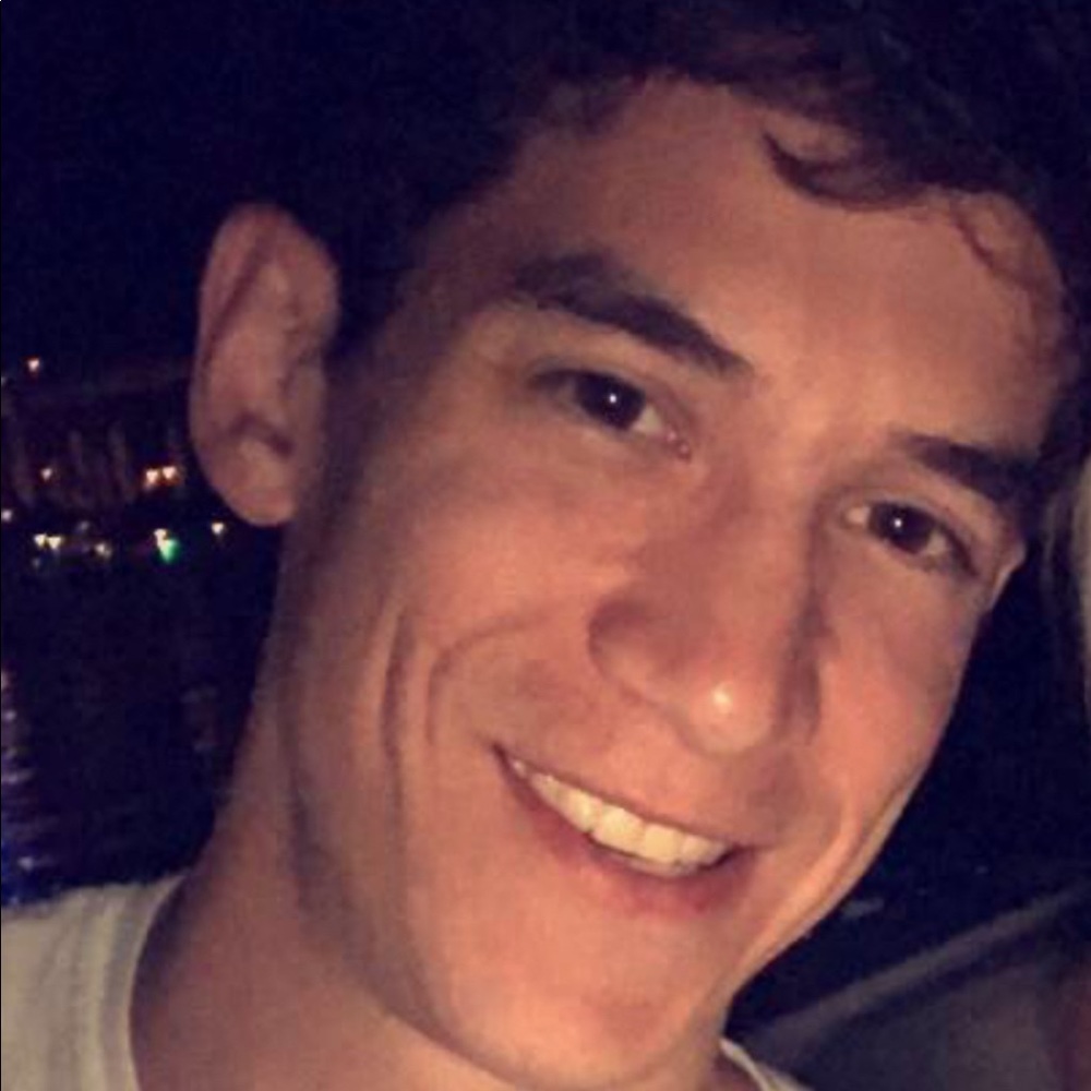 Meet your Posher, Collin